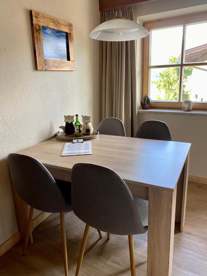 ホテル Haus Tirol エールヴァルト エクステリア 写真
