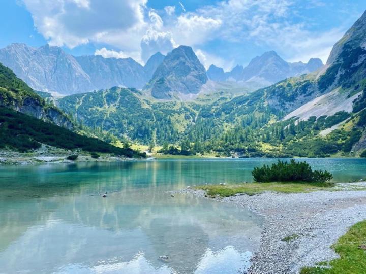 ホテル Haus Tirol エールヴァルト エクステリア 写真